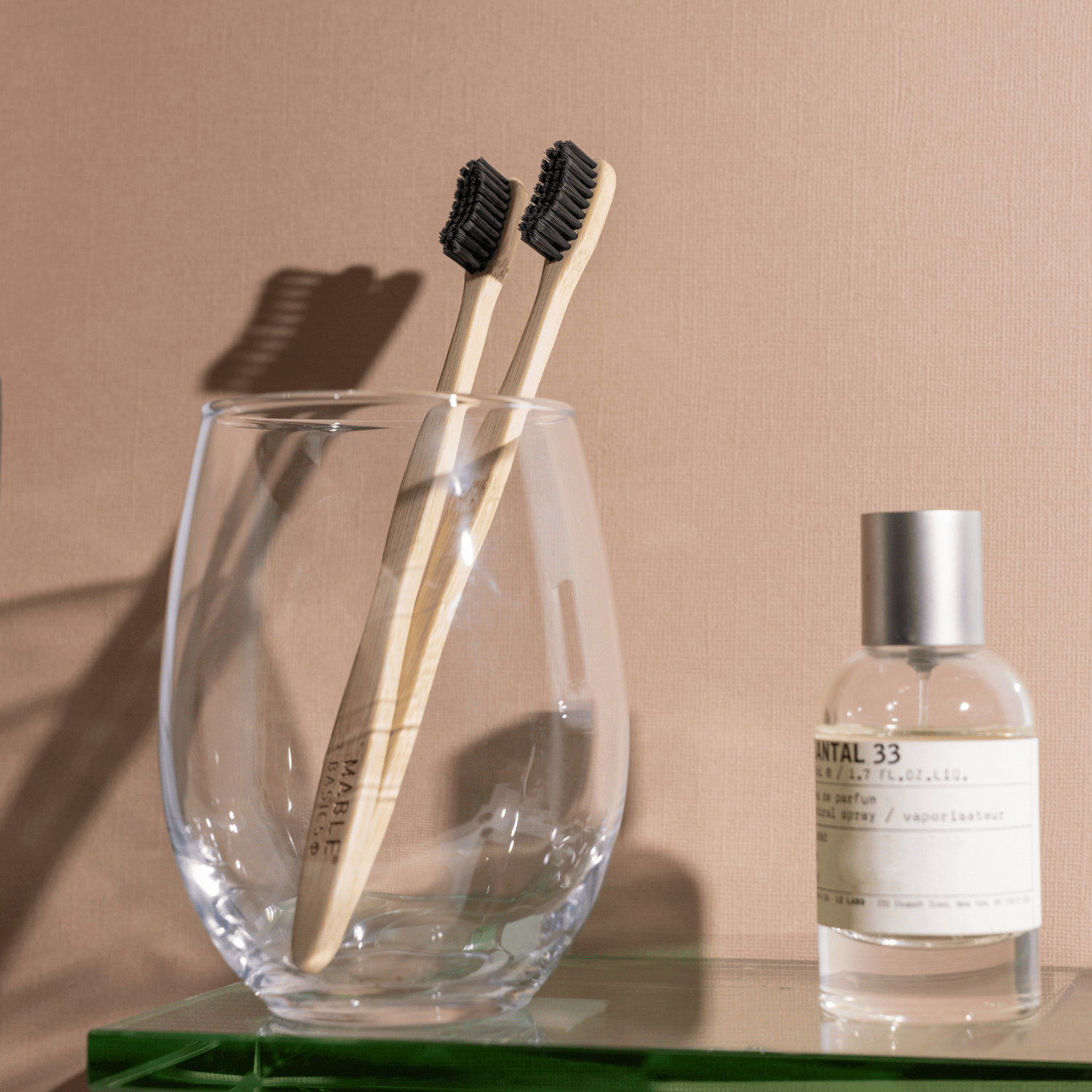 MABLE Basics, MABLE bamboo Toothbrush with castor oil bristles and a compostable bamboo base, plastic toothbrush alternative, affordable bamboo toothbrush, bamboo toothbrushes